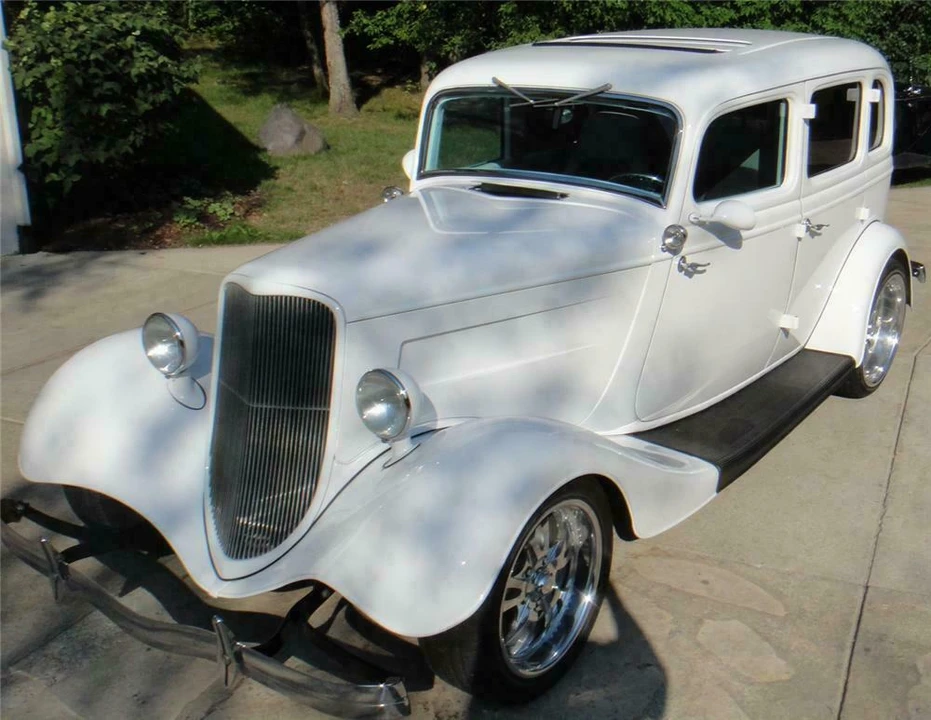 1934 Ford Model 18 & 40 - Image 2 of 4