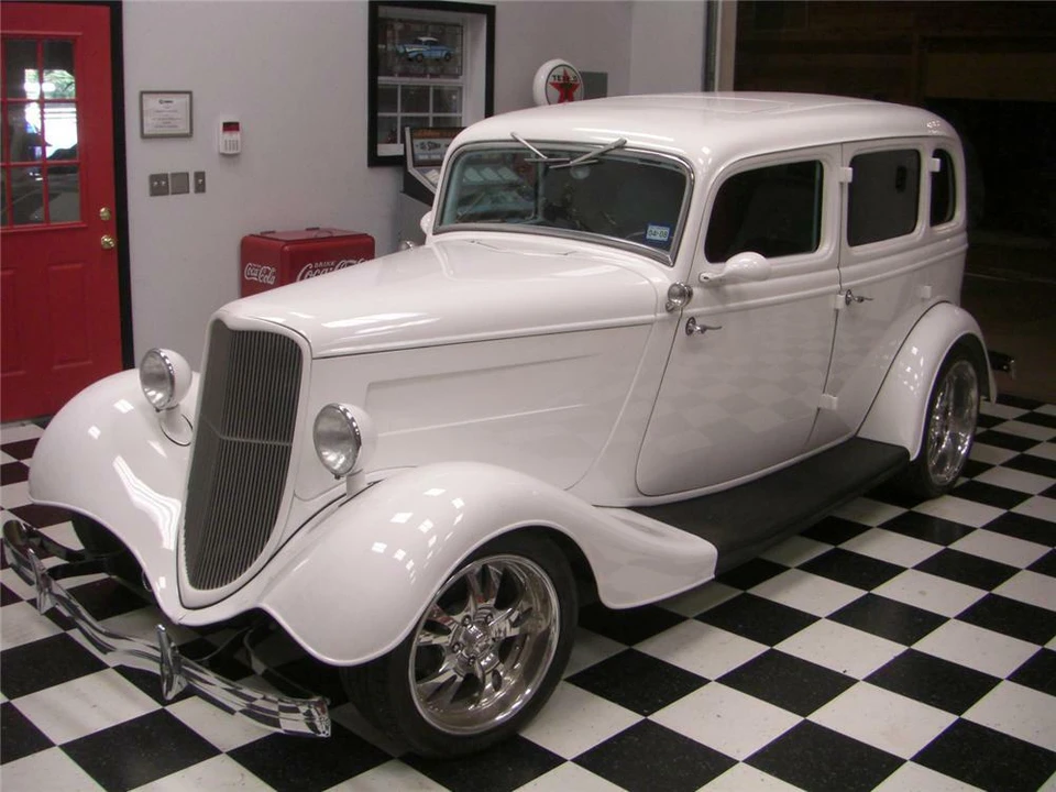 1934 Ford Model 18 & 40 - Image 2 of 5