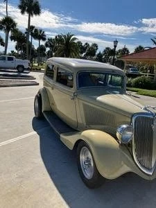 1934 Ford Model 18 & 40 - Image 5 of 11