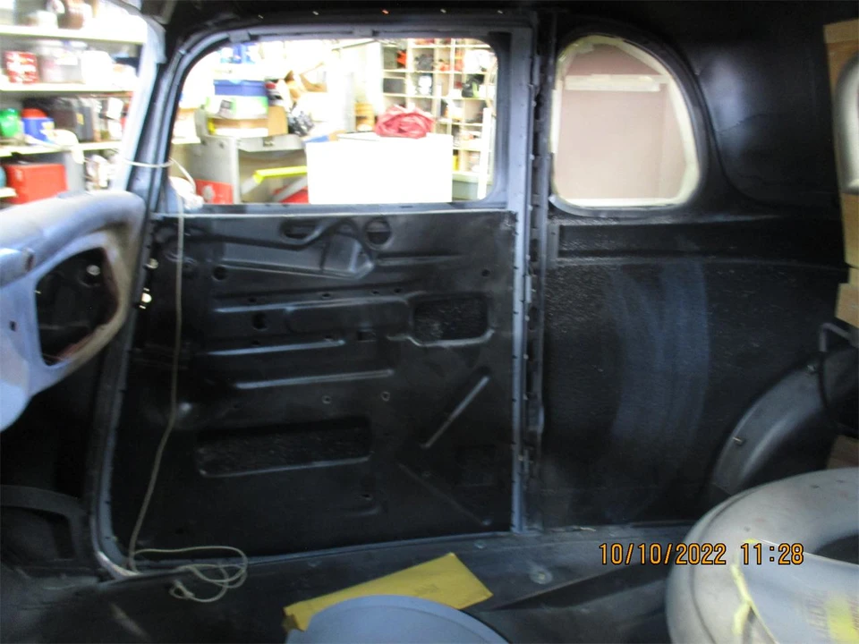 1934 Ford Model 18 & 40 - Image 8 of 8