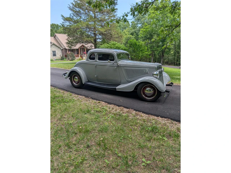 1934 Ford Model 18 & 40 - Image 4 of 31