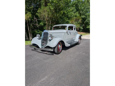 1934 Ford 2-Dr Coupe
