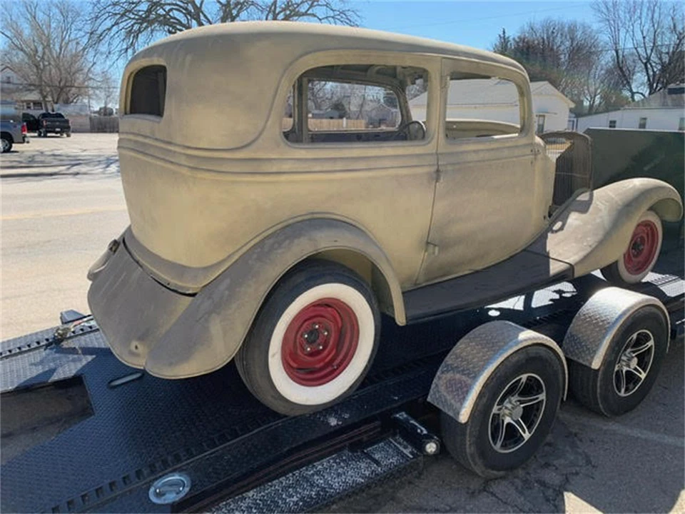 1934 Ford Standard & Deluxe & Super Deluxe - Image 3 of 20