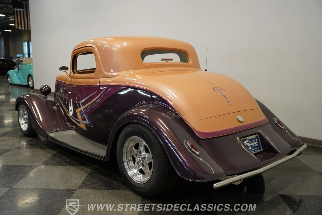 1934 Ford Model 18 & 40 - Image 9 of 12