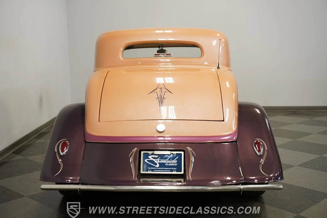 1934 Ford Model 18 & 40 - Image 10 of 12