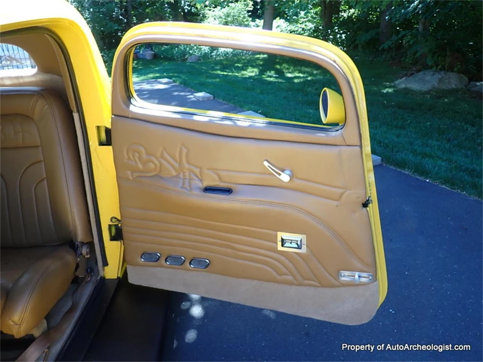 1934 Ford Model 18 & 40 - Image 10 of 24