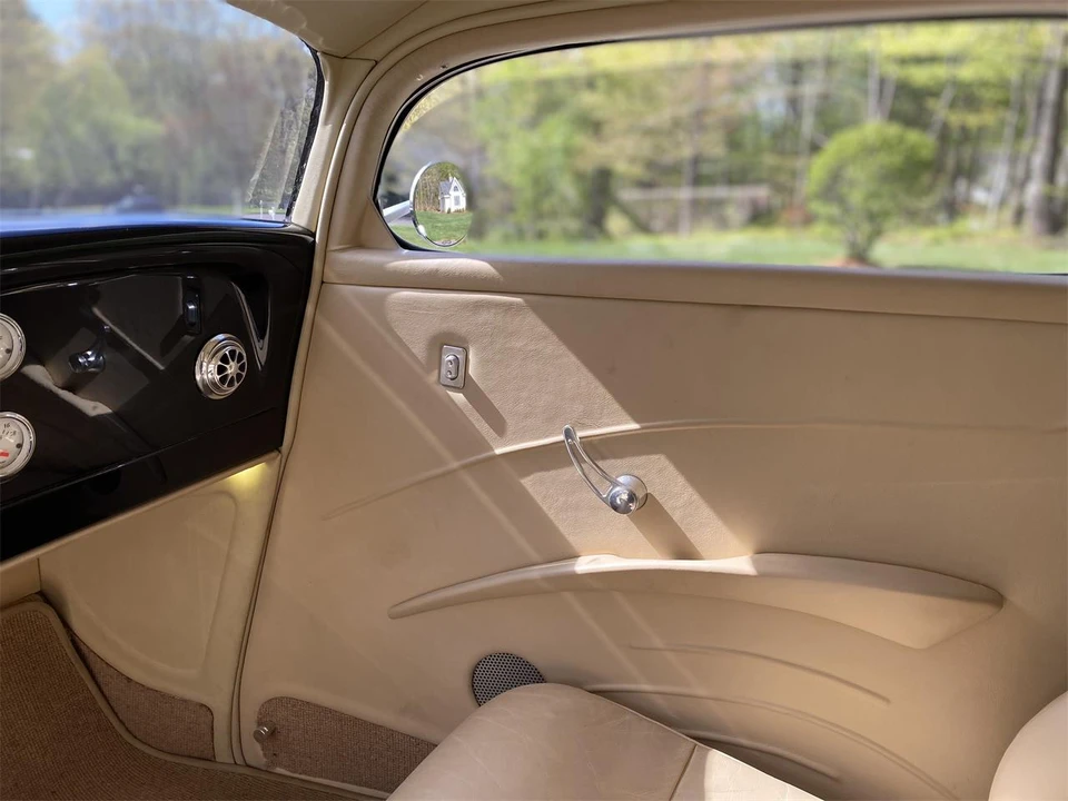 1934 Ford Model 18 & 40 - Image 9 of 31