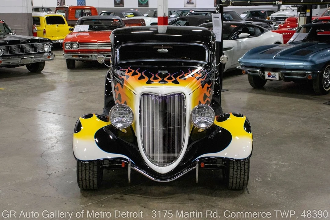 1934 Ford Model 18 & 40 - Image 11 of 12