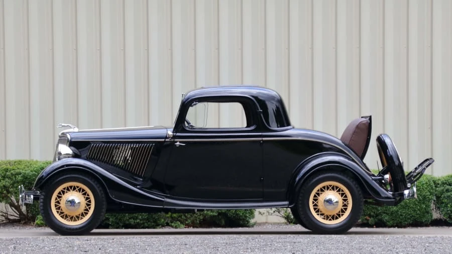 1934 Ford Model 18 & 40 - Image 2 of 12