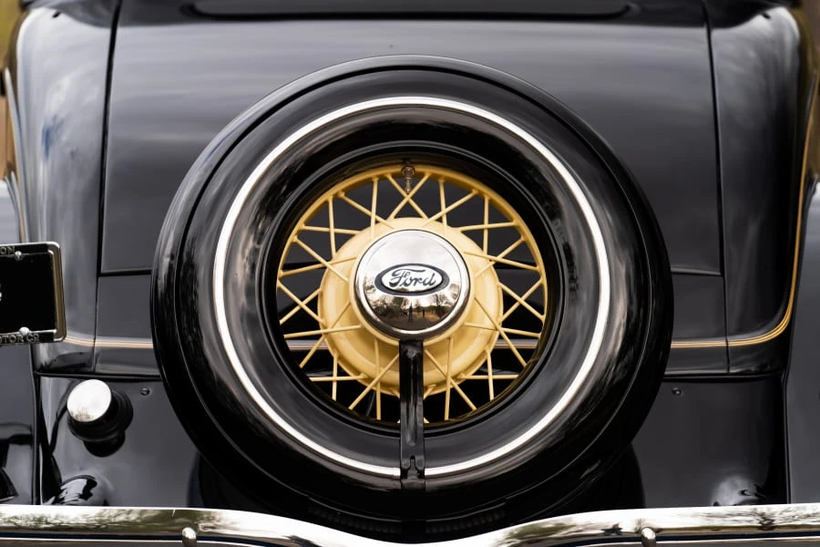1934 Ford Model 18 & 40 - Image 15 of 31