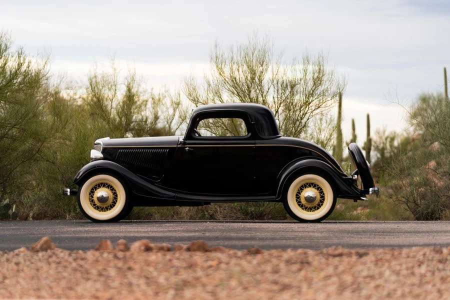 1934 Ford Model 18 & 40 - Image 2 of 31