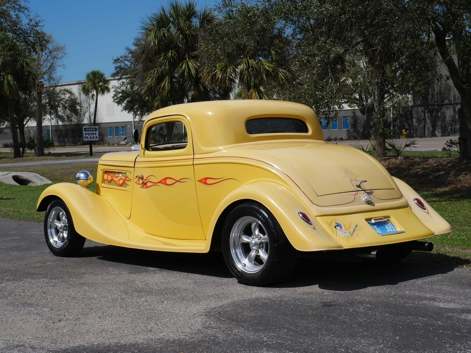 1934 Ford Model 18 & 40 - Image 13 of 21