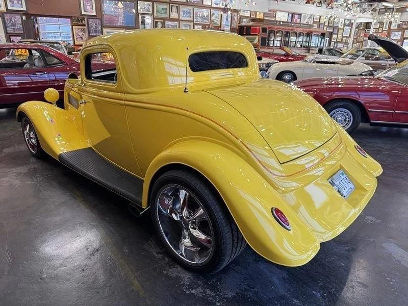 1934 Ford Model 18 & 40 - Image 9 of 28