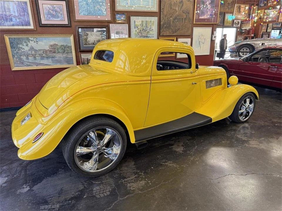 1934 Ford Model 18 & 40 - Image 13 of 31
