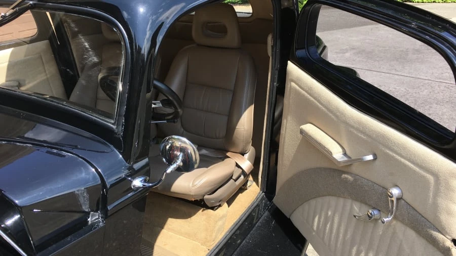 1934 Ford Model 18 & 40 - Image 5 of 8