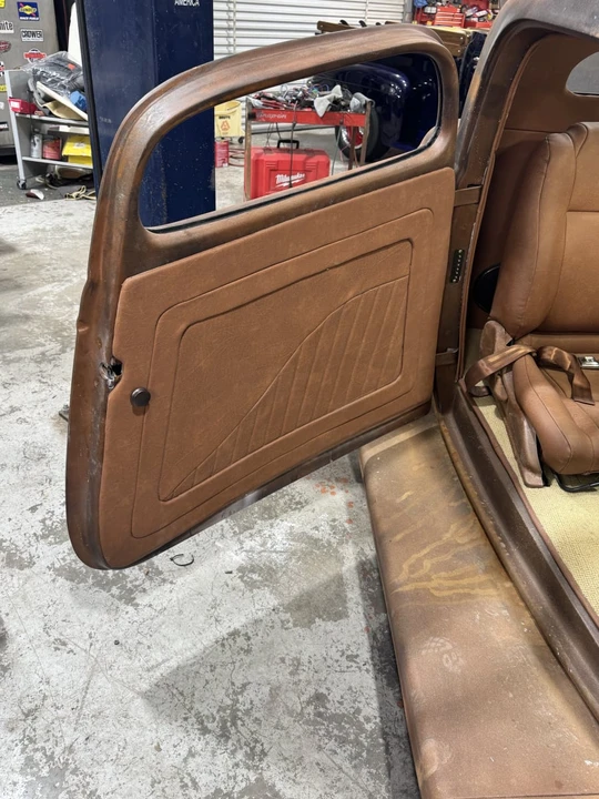 1934 Ford Model 18 & 40 - Image 8 of 11