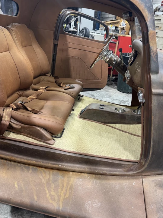 1934 Ford Model 18 & 40 - Image 9 of 11