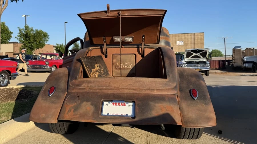 1934 Ford Model 18 & 40 - Image 4 of 11