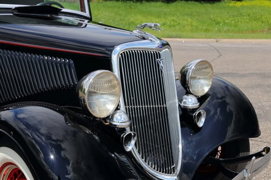 1934 Ford Model 18 & 40 - Image 15 of 20