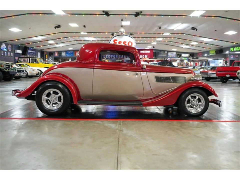 1934 Ford Model 18 & 40 - Image 23 of 31