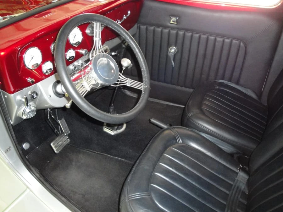 1934 Ford Model 18 & 40 - Image 3 of 8