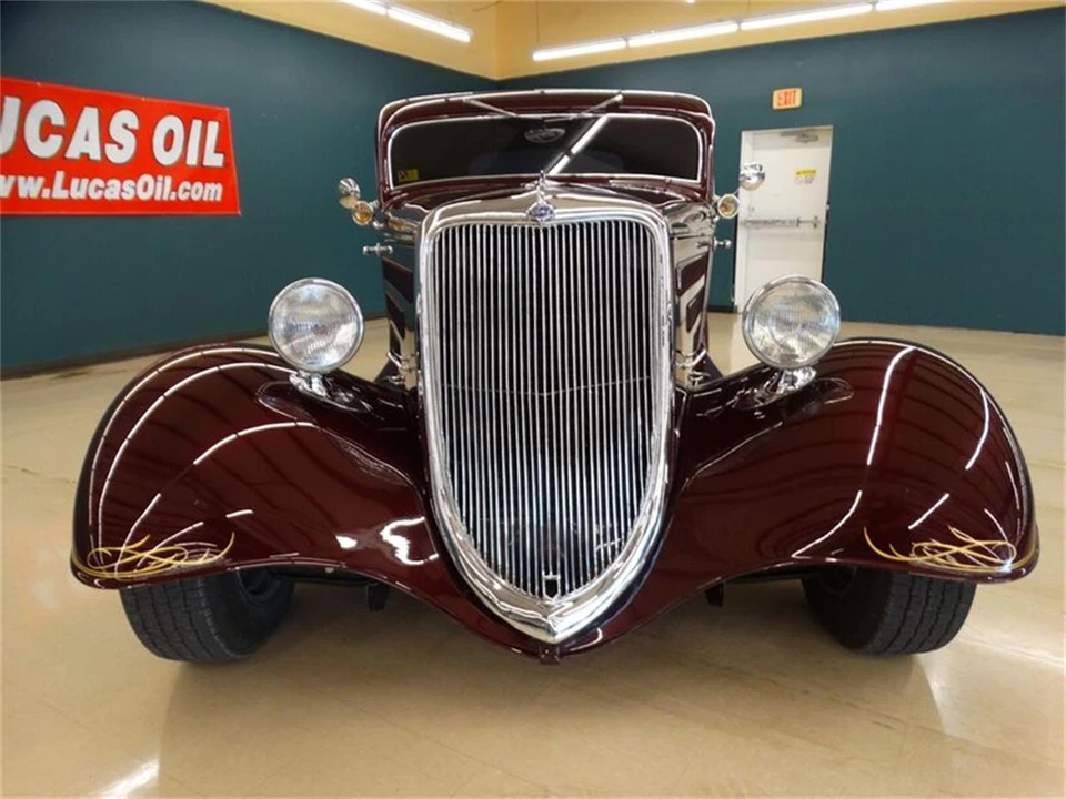 1934 Ford Model 18 & 40 - Image 2 of 31