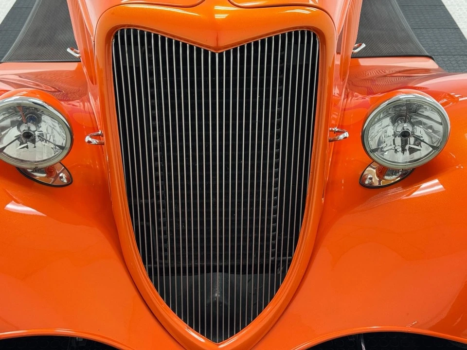 1934 Ford Model 18 & 40 - Image 9 of 21