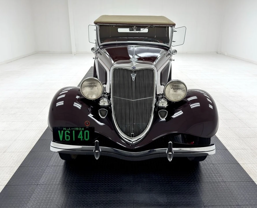 1934 Ford Model 18 & 40 - Image 11 of 12