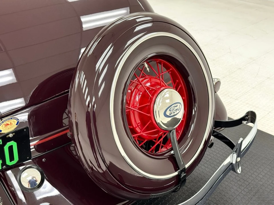 1934 Ford Model 18 & 40 - Image 21 of 31
