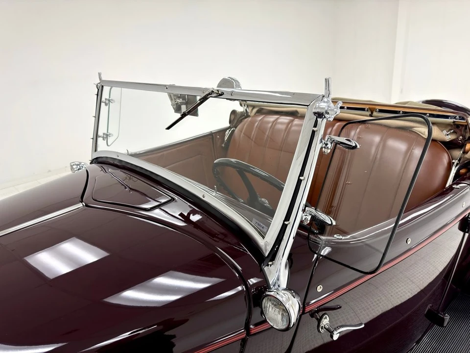 1934 Ford Model 18 & 40 - Image 16 of 21