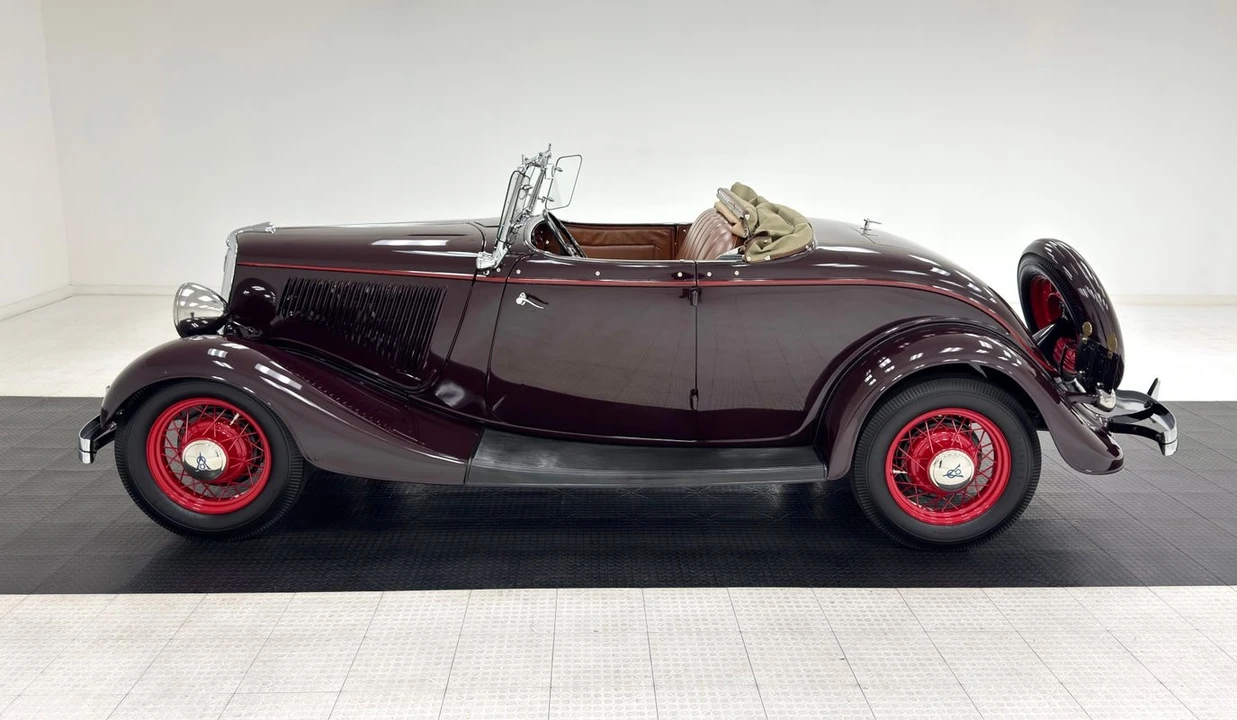 1934 Ford Model 18 & 40 - Image 4 of 31