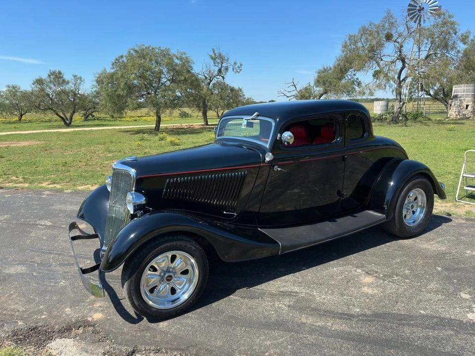 1934 Ford Model 18 & 40 - Image 11 of 12