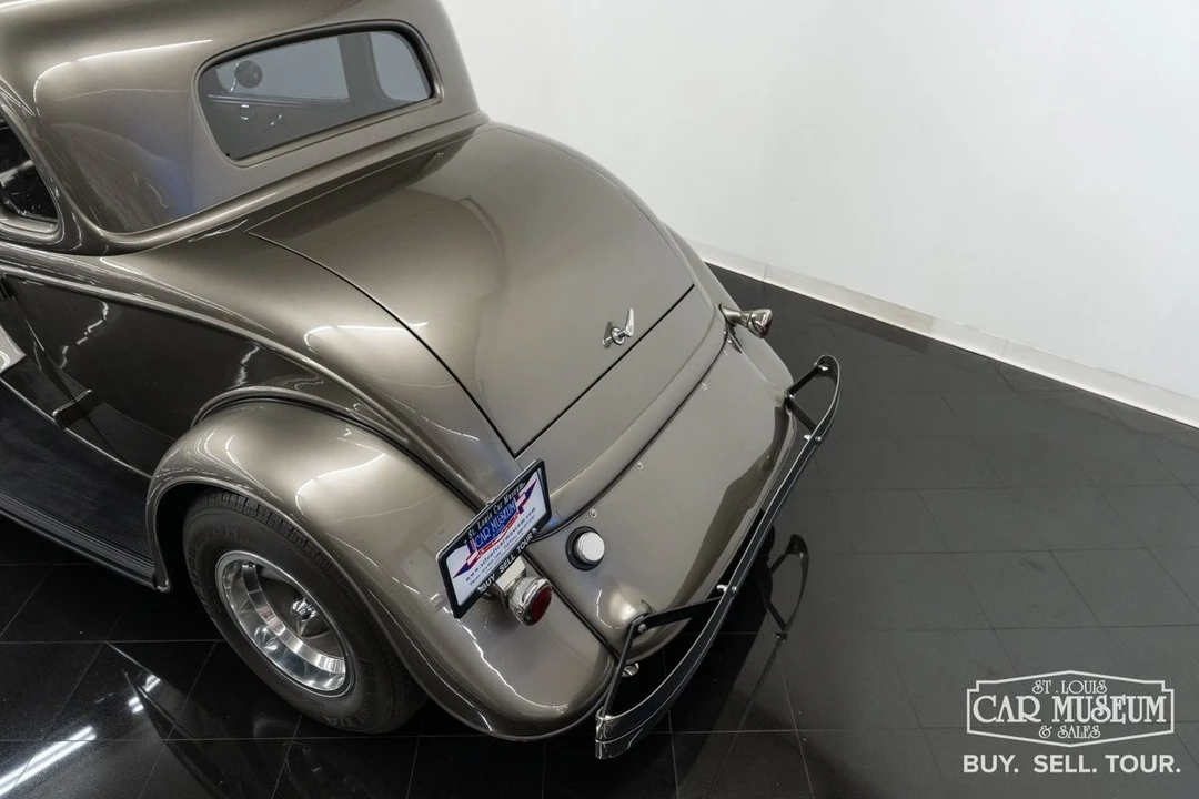 1934 Ford Model 18 & 40 - Image 27 of 31
