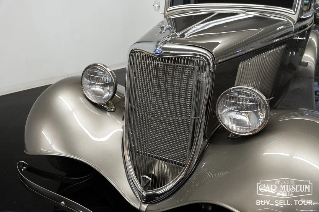 1934 Ford Model 18 & 40 - Image 5 of 31