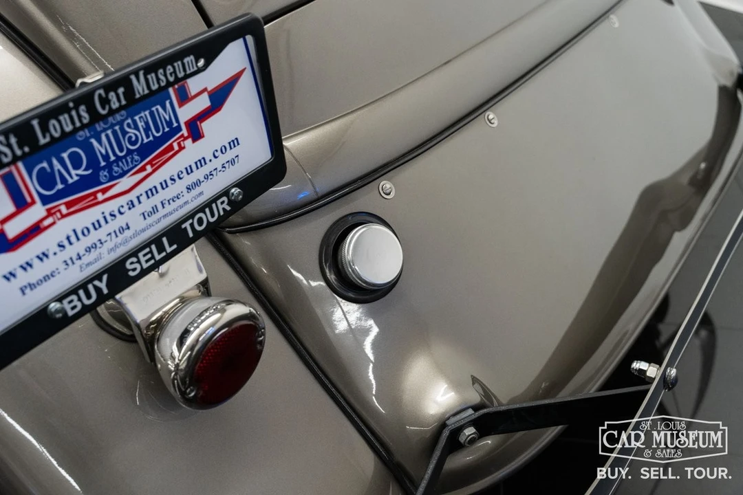 1934 Ford Model 18 & 40 - Image 28 of 31
