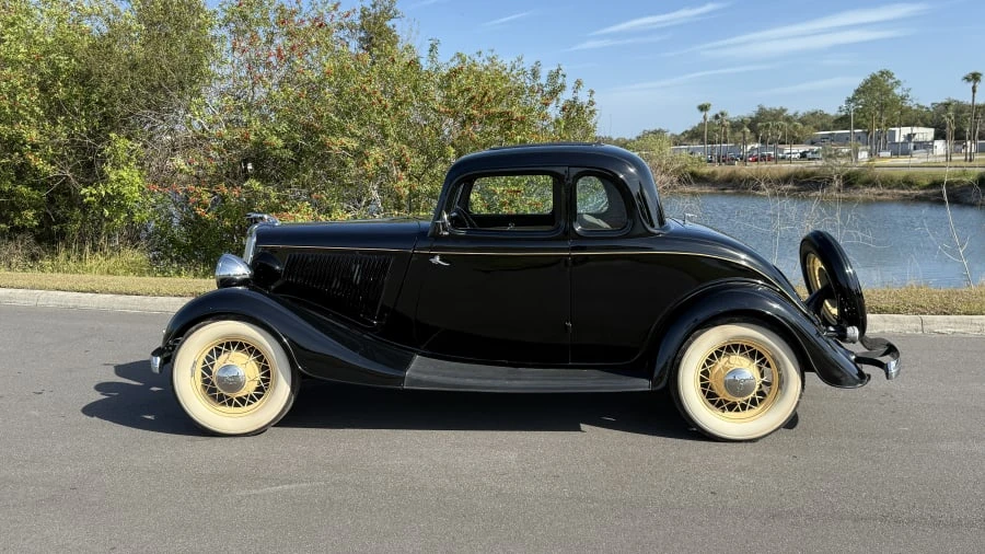 1934 Ford Model 18 & 40 - Image 13 of 23