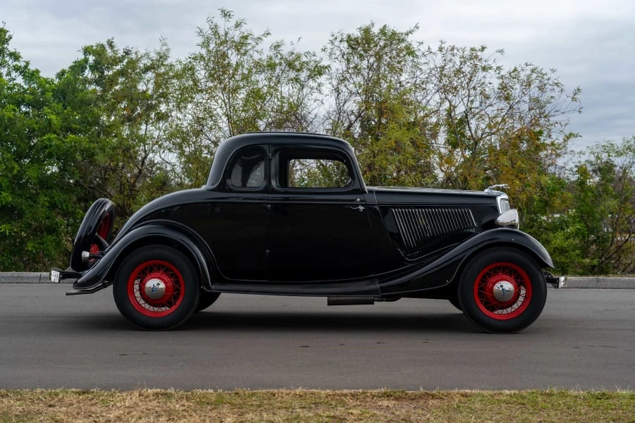 1934 Ford Model 18 & 40 - Image 2 of 31