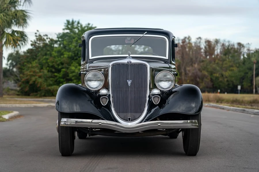 1934 Ford Model 18 & 40 - Image 4 of 31