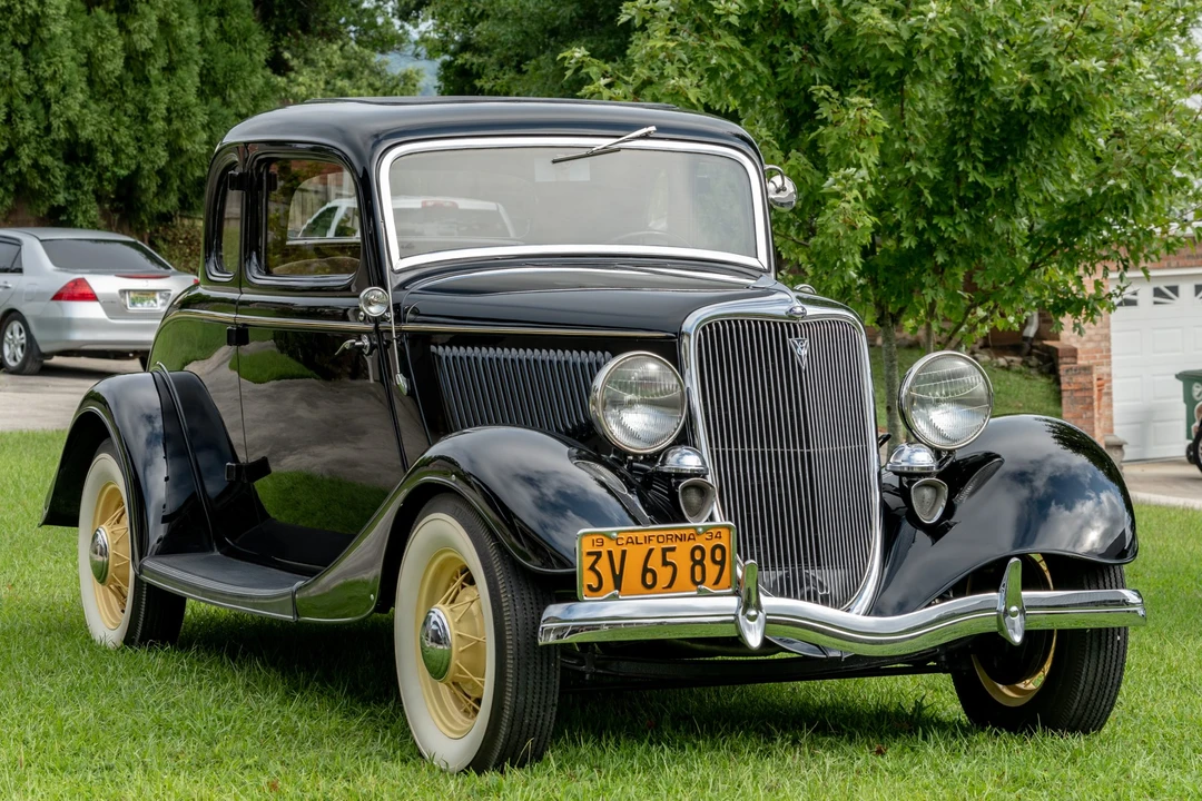 1934 Ford Model 18 & 40 - Image 5 of 31