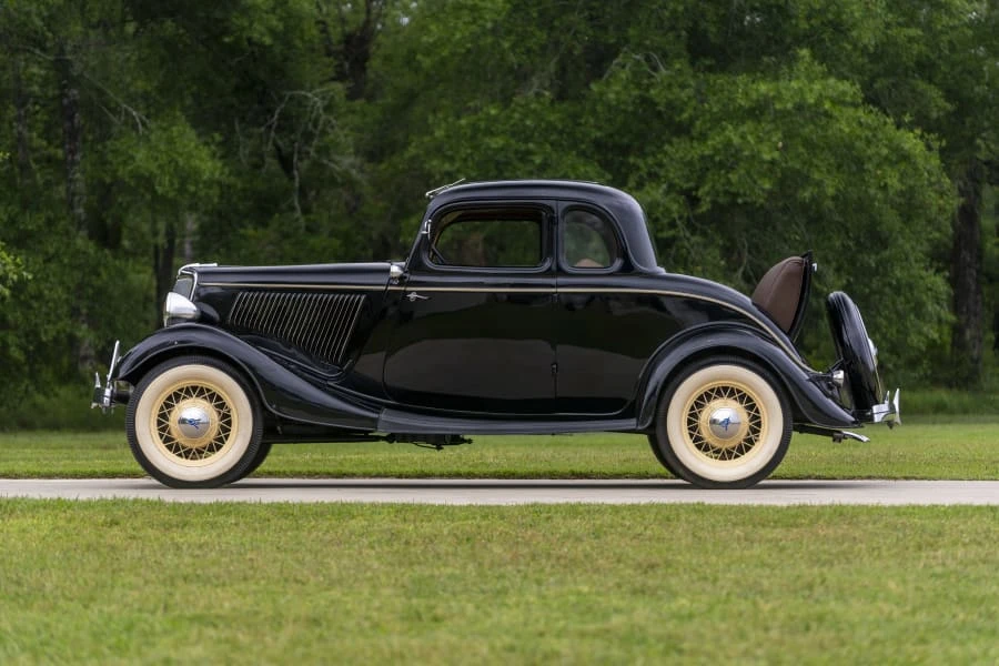 1934 Ford Model 18 & 40 - Image 2 of 31