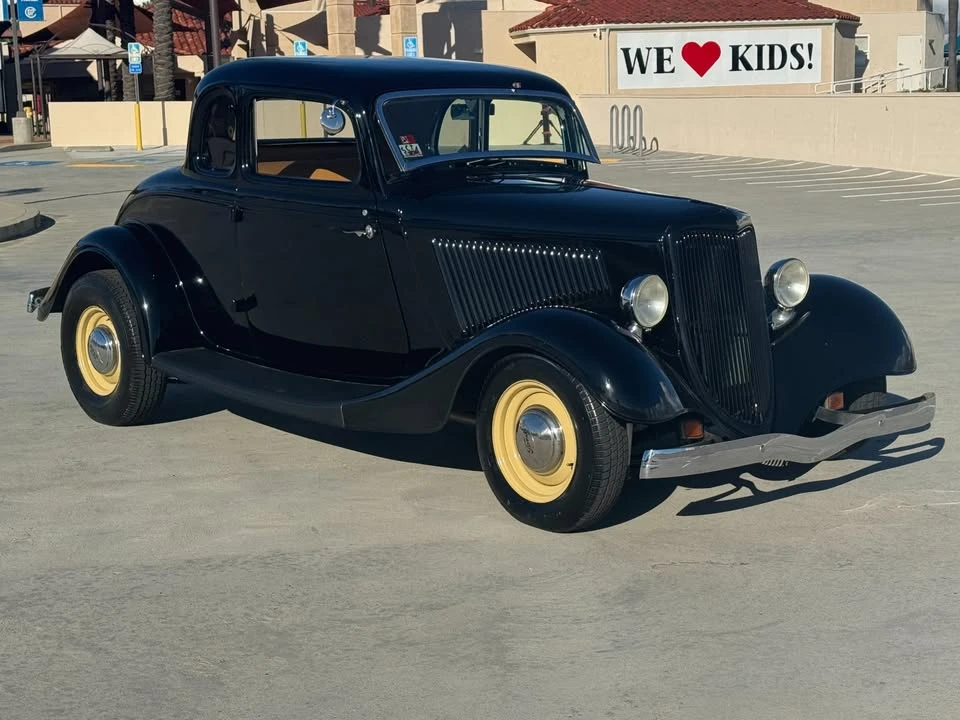 1934 Ford Model 18 & 40 - Image 9 of 10