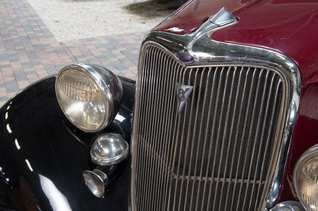 1934 Ford Model 18 & 40 - Image 6 of 13