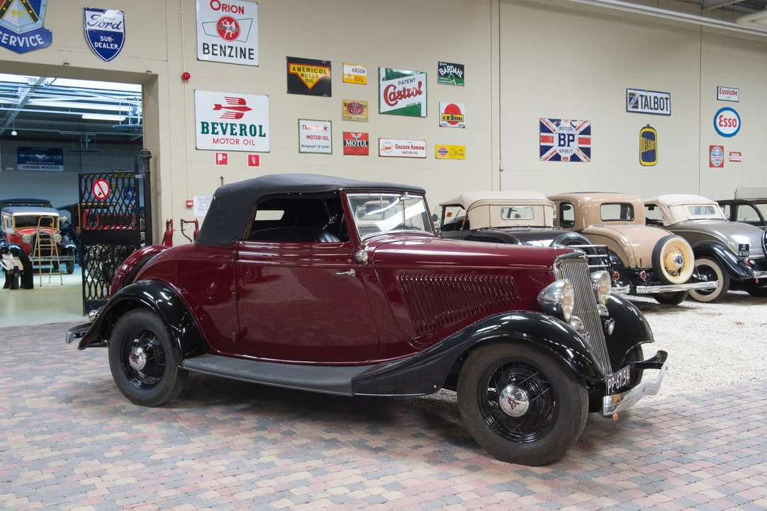 1934 Ford Model 18 & 40 - Image 4 of 13