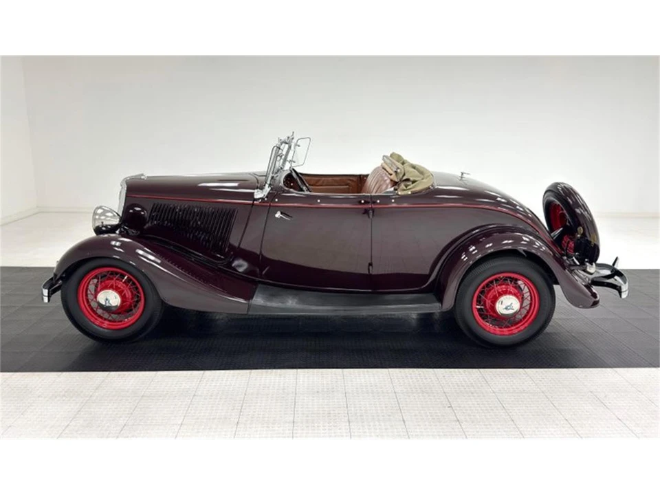 1934 Ford Standard & Deluxe & Super Deluxe - Image 4 of 31