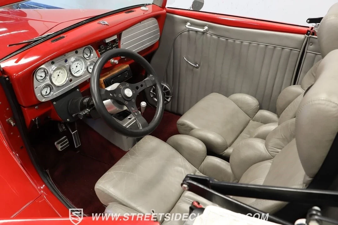 1934 Ford Model 18 & 40 - Image 5 of 12