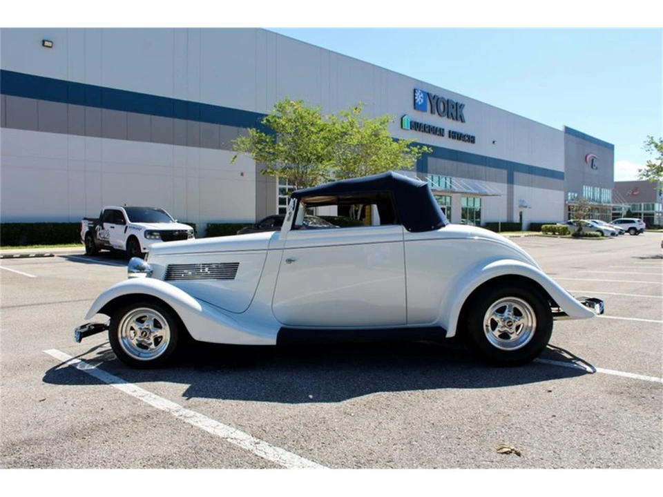 1934 Ford Model 18 & 40 - Image 10 of 31