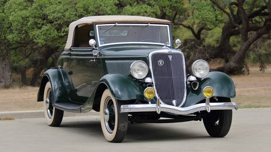 1934 Ford Model 18 & 40 - Image 12 of 20