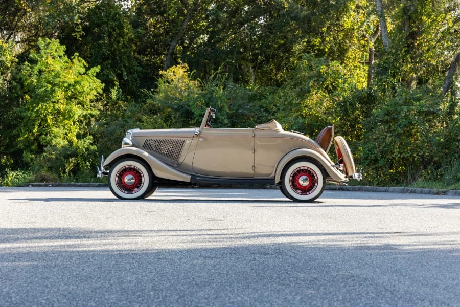 1934 Ford Model 18 & 40 - Image 10 of 21