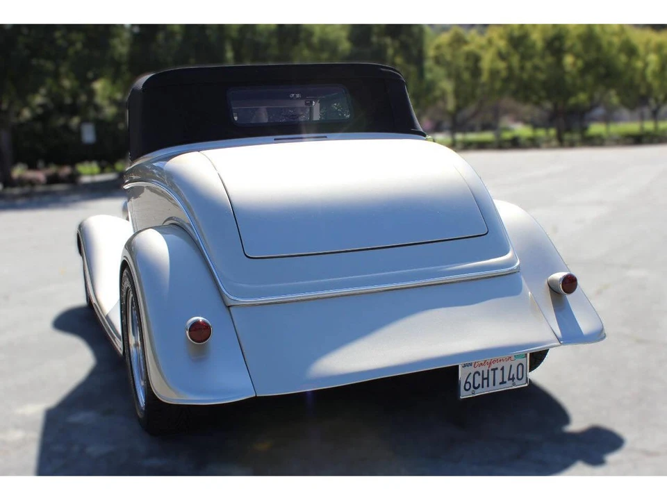 1934 Ford Standard & Deluxe & Super Deluxe - Image 9 of 31