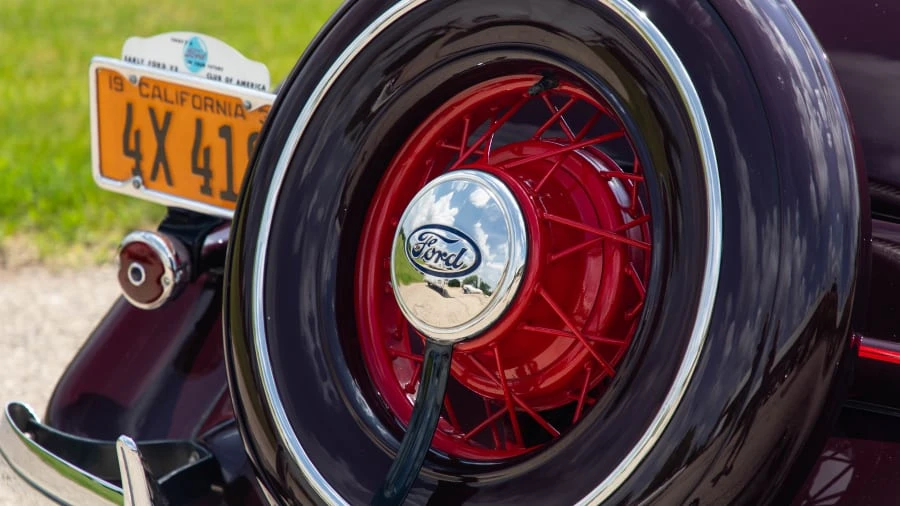 1934 Ford Model 18 & 40 - Image 9 of 20